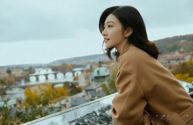 部的温柔都给了她如今她让人高攀不起！爱游戏app登录14年前张继科将全(图14)