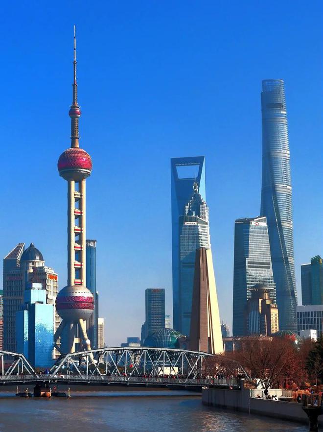 ：广州白云跌落第二旅客量仅7678万人次AYX爱游戏APP中国第一大机场“易主”(图6)
