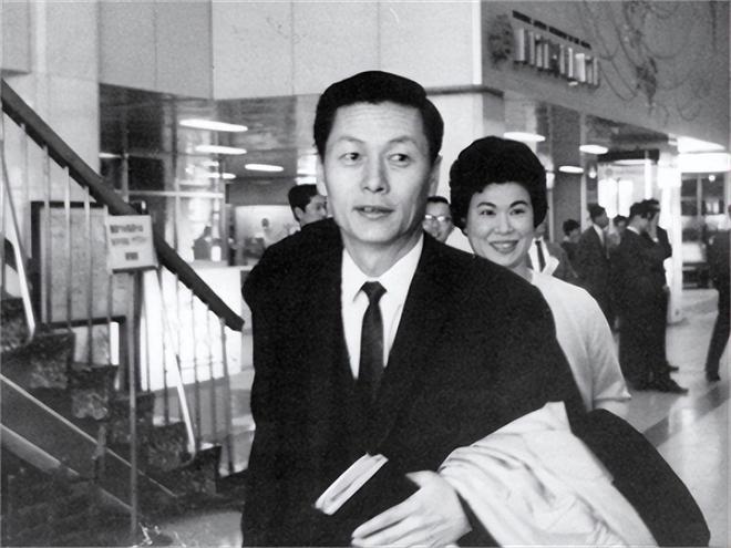 子“共享”同一女星亲兄弟为财权内斗互撕爱游戏app网站韩国财阀家族丑闻：父(图5)